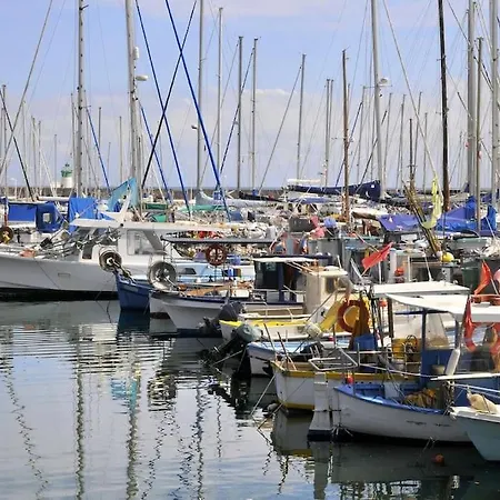 Joli Port Azur Climatise A Golfe -juan En Front De Apartment Vallauris